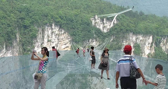 张家界大峡谷玻璃桥开放了吗？